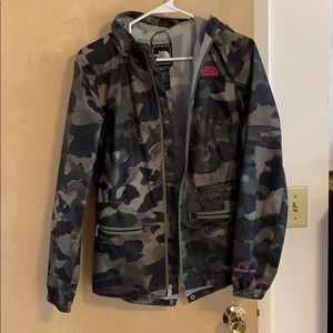 Women’s North Face cinch waist waterproof jacket